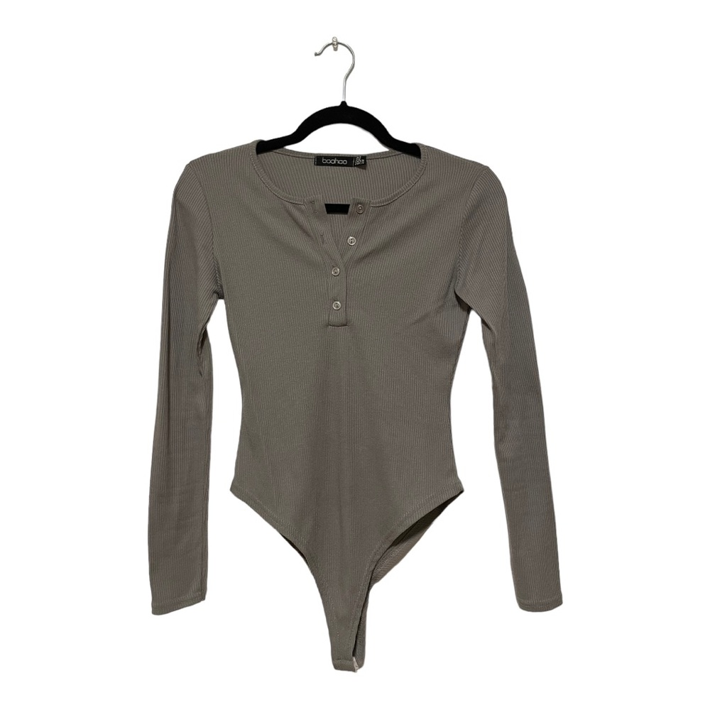 Boohoo Gray Long Sleeve Bodysuit